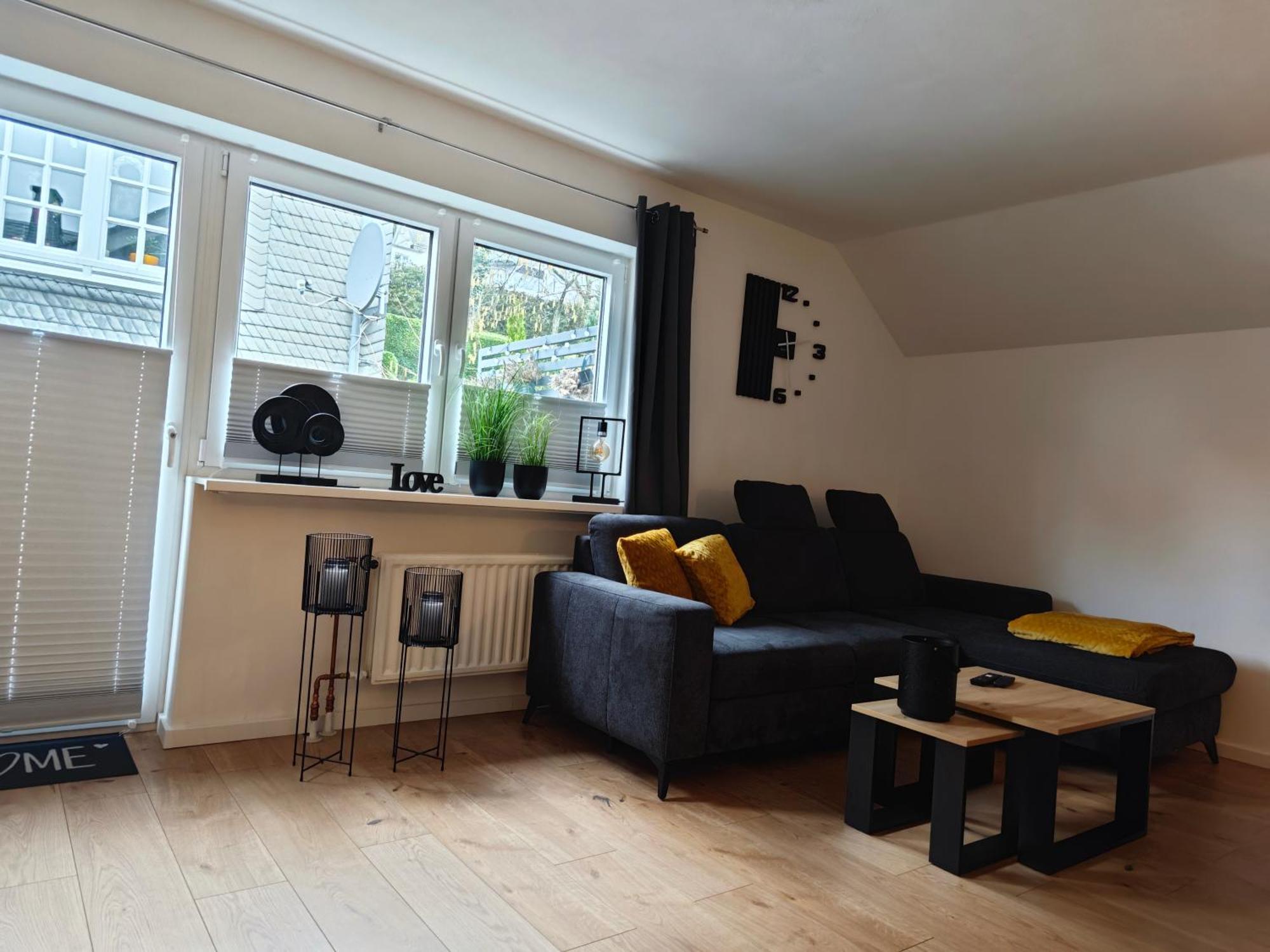Ferienwohnung Platzhirsch für 2 - 4 Pers. Winterberg Exterior foto