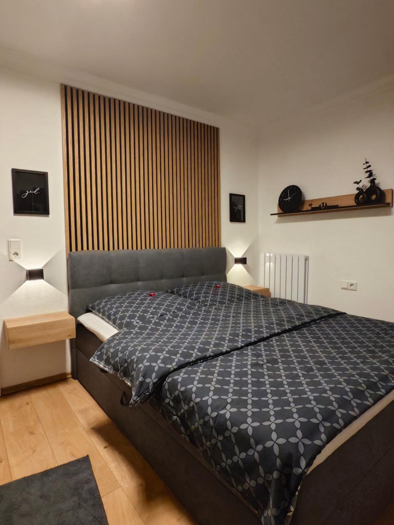 Ferienwohnung Platzhirsch für 2 - 4 Pers. Winterberg Exterior foto